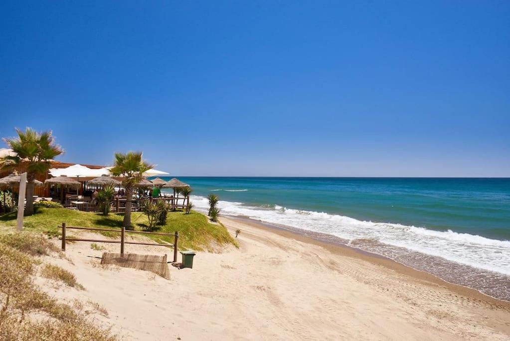 Oleholidays 1106 Romana Playa Primera Linea Playa Marbella Luaran gambar