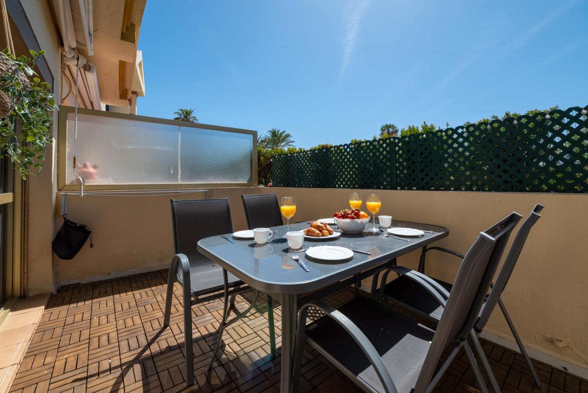 Oleholidays 1106 Romana Playa Primera Linea Playa Marbella Luaran gambar